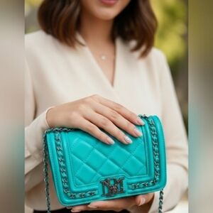 Badgley Mischka Small Crossbody With Frame And Chain On Cover Green (New)